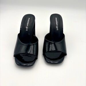 Madden Girl Black Women's Slide‎ Sandals